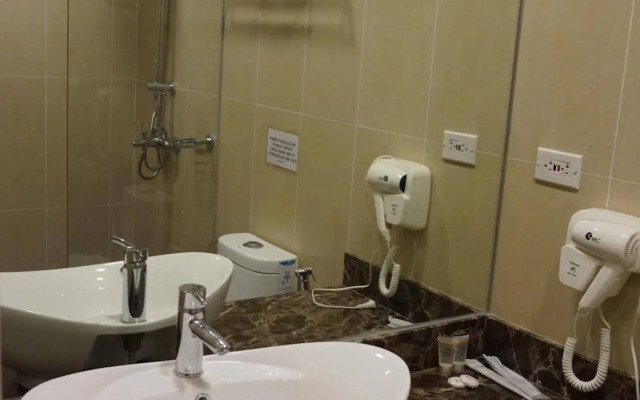 West Avenue Suites