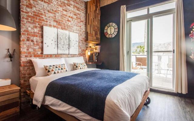 Original About Bed and Breakfast