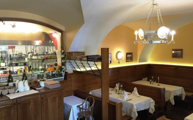 Hotel & Restaurant Knapppenstöckl