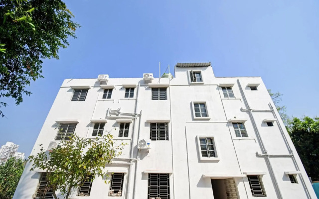 OYO 87280 Hotel Grand Eden