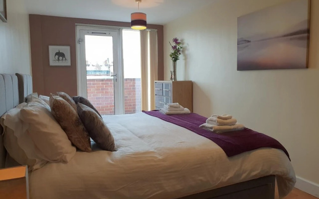 NEW 1BD Leicester City Centre Flat Stunning Views