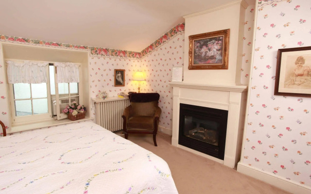 The Rosemount Inn