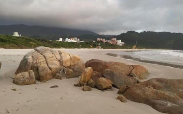 Apto 80m da Praia Grande vista mar!