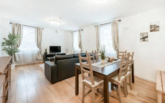 CHARMING APARTMENT By HYDE PARK