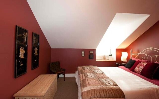 Hastings House Bed & Breakfast