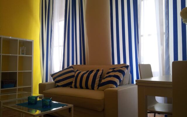 Nest Style Granada Hotel