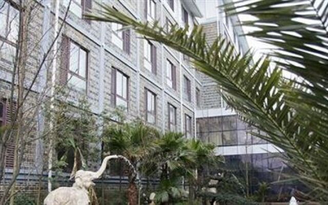 Zhongyan Ruihua International Hotel - Dujiangyan