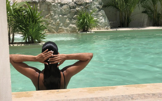 Niik Tulum
