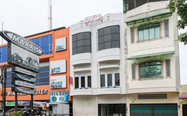 Super OYO 3150 Theodore Homestay