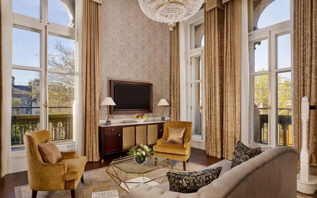 The College Green Hotel Dublin, Autograph Collection