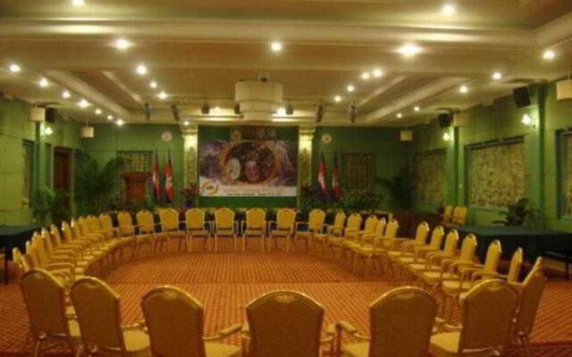 Indradevi Angkor And Spa