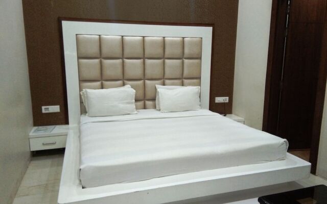 Hotel R P
