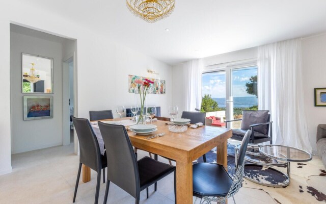 Amazing Home in Naklice With Wifi and 2 Bedrooms