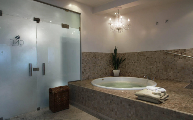 Melia Recoleta Plaza