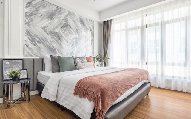 Maple Haus Sukhumvit 33 by Favstay