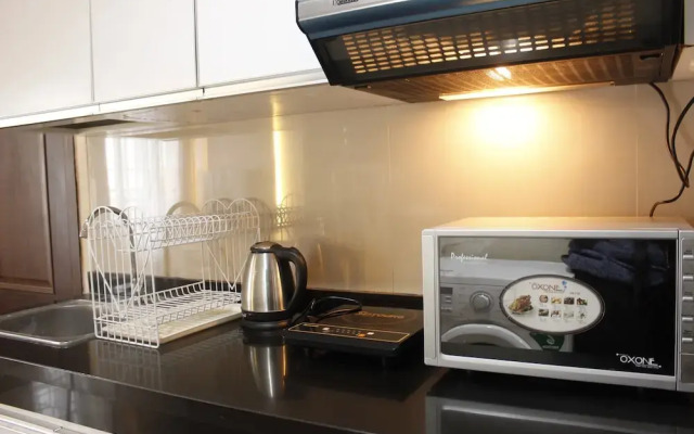 Homey 2BR Apartment at Galeri Ciumbuleuit 2 By Travelio