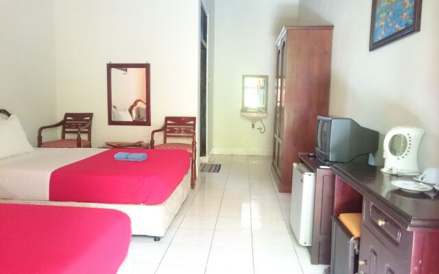 Catur Adi Putra Hotel