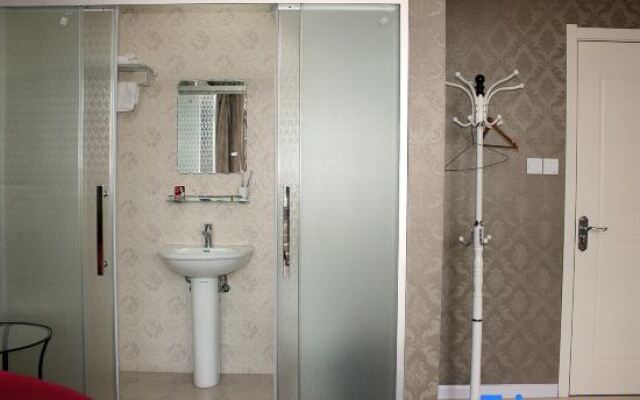 Shenyang Jiayi Theme Hotel