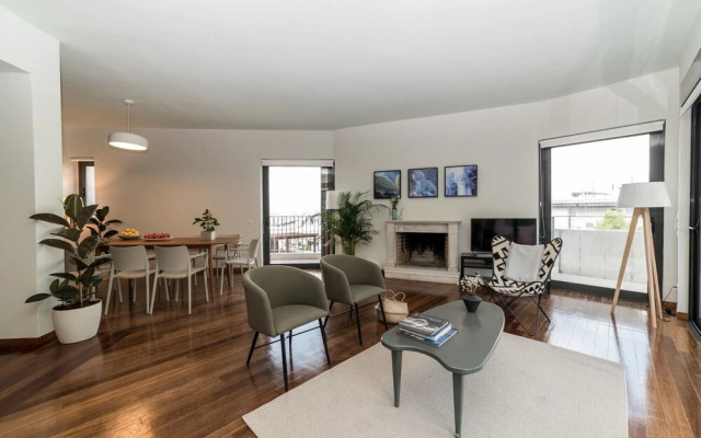 Zoia The Hill 8 Athens City Center