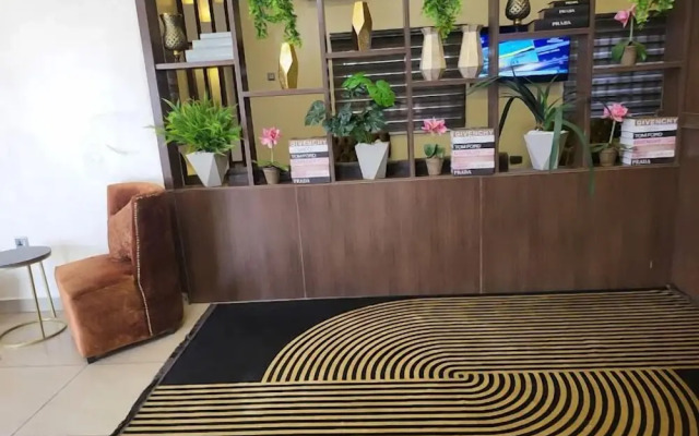 Class Suites Hotel and Apartment