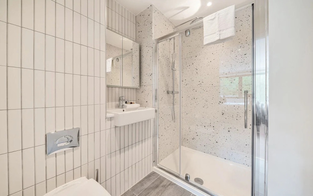 Roomspace Apartments - Oasis Way