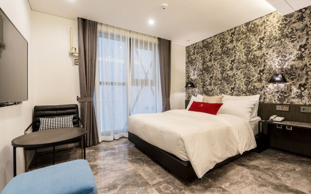 The May Hotel