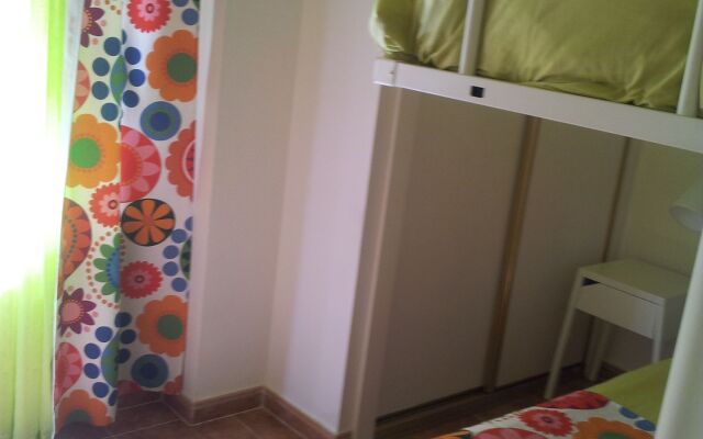 Nest Style Granada Hotel