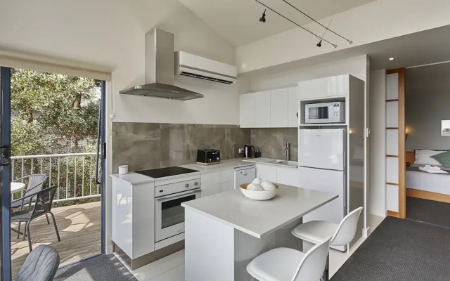 Rosevears Vineyard Retreat