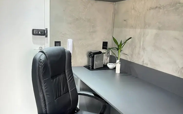 Studio Executivo 230m do metro Brooklin