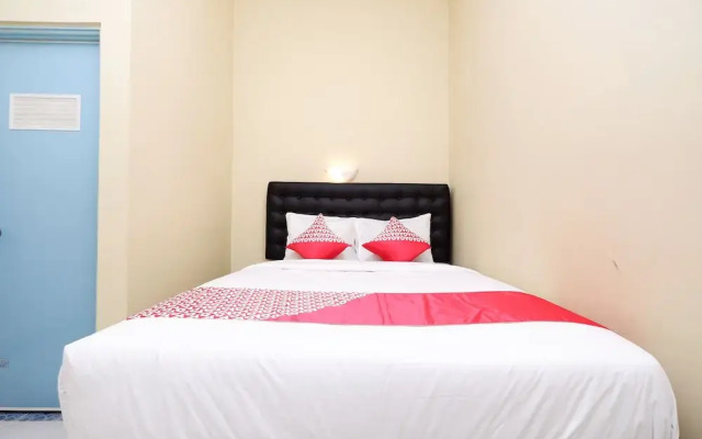 OYO 1791 Griya Boytown