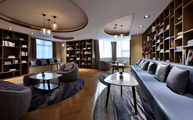Atour Hotel Zhongshan Square Dalian