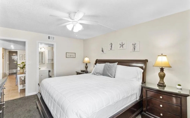 Gulf Shore Condo #623