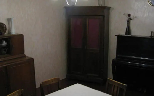 Gutani Holiday Home
