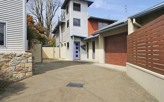 Breakaway Bright - Superb Townhouse
