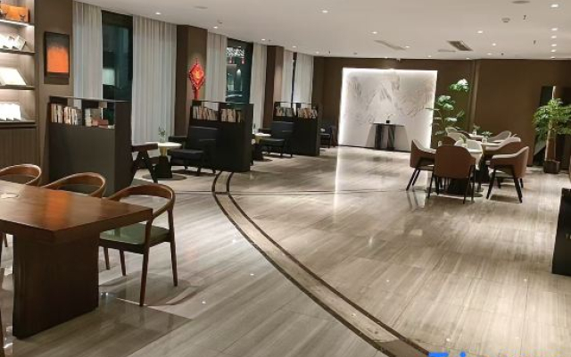 Qianjiang Tianlong Hotel (Jiefang Road Branch