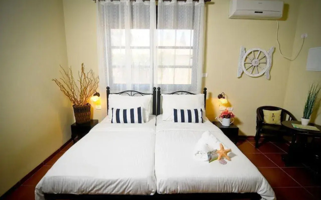 Dolphin Village - Sea Resort