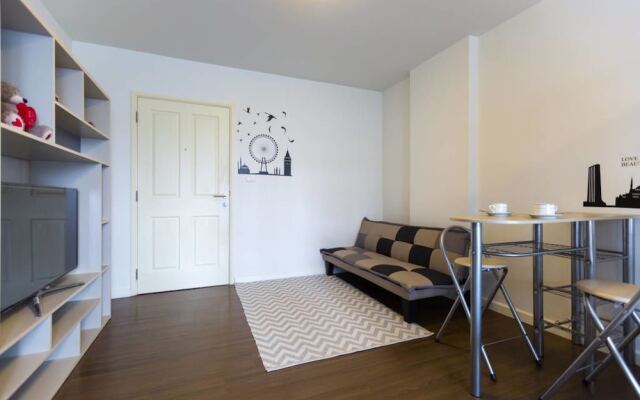 Cozy &Comfort Condo by C