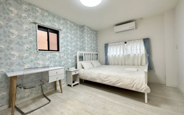 ZAITO Tokyo Luna Lane Economy Inn