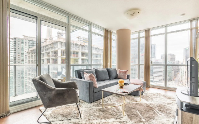 Life Suites Luxury Downtown Condos