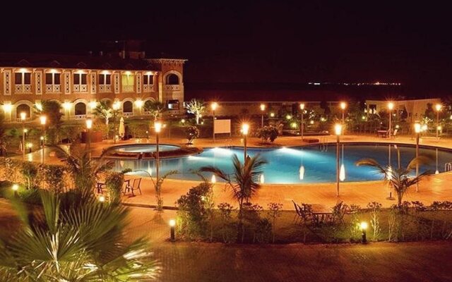 Boudl Half Moon Resort