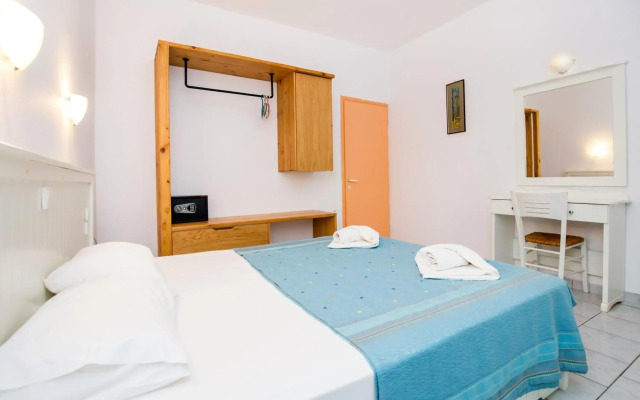 Rodon House Aparthotel