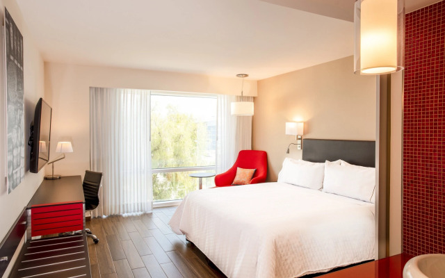 Fiesta Inn Celaya Galerías