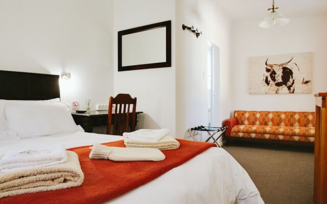 6 On Kloof Guest House