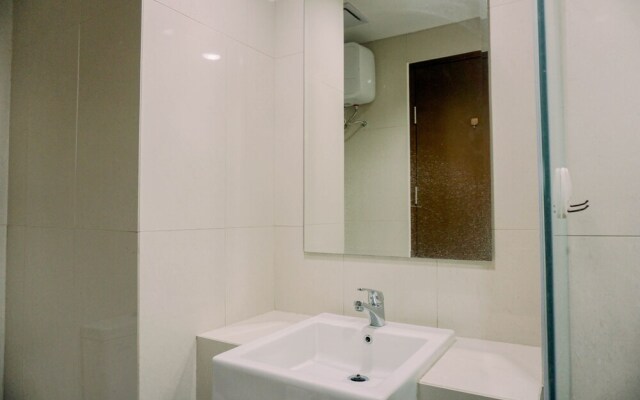 Comfort And Modern Look 2Br Apartment M-Town Signature