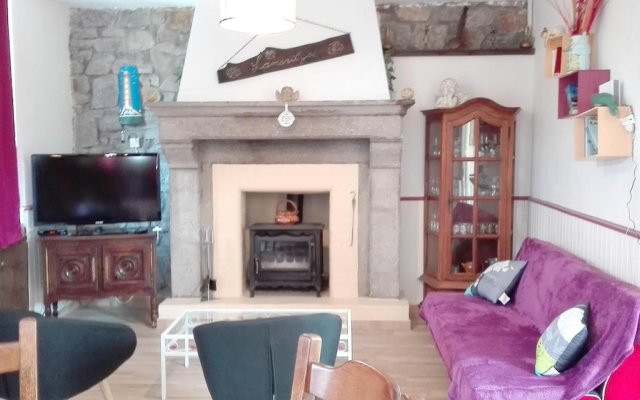 House With 2 Bedrooms in Sourdeval, With Enclosed Garden and Wifi - 40