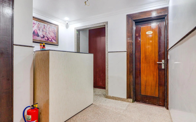 OYO Premium Rohini