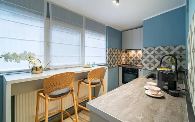 Celestial Azure Tranquil 1BR Piata Universitatii