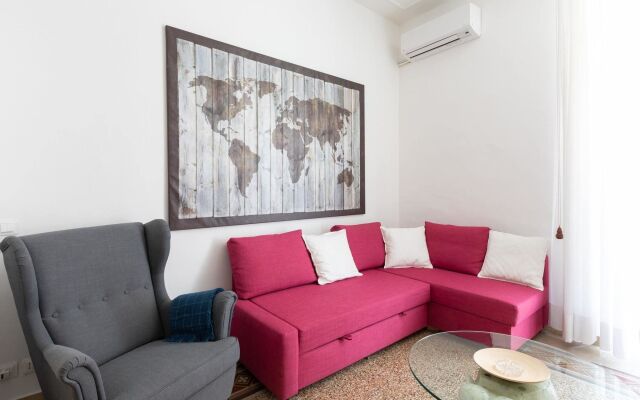 Apartment With one Bedroom in Roma, With Wifi