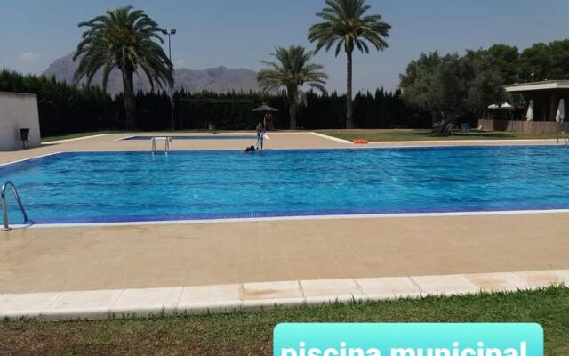 Calle Miguel Delibes 2