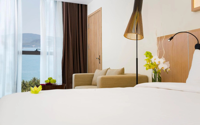 Starcity Hotel & Condotel Beachfront Nha Trang